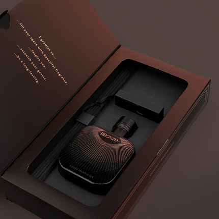 Premium-klassi kartongist karp UV-laki ja siseosaga